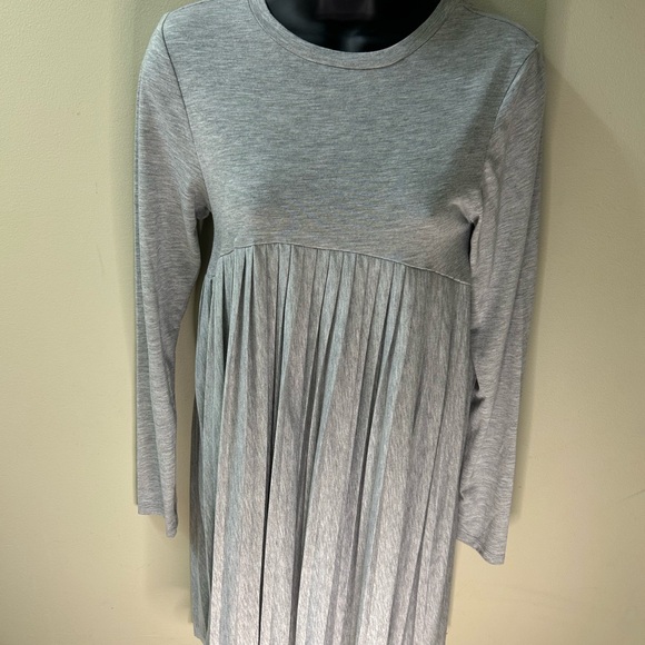 ASOS Gray Pleated Long Sleeve Dress - Picture 7 of 8